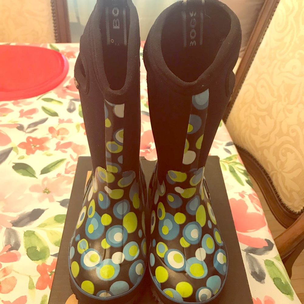BOGS Classic High Bubbles Rainboot (US Kids 11)